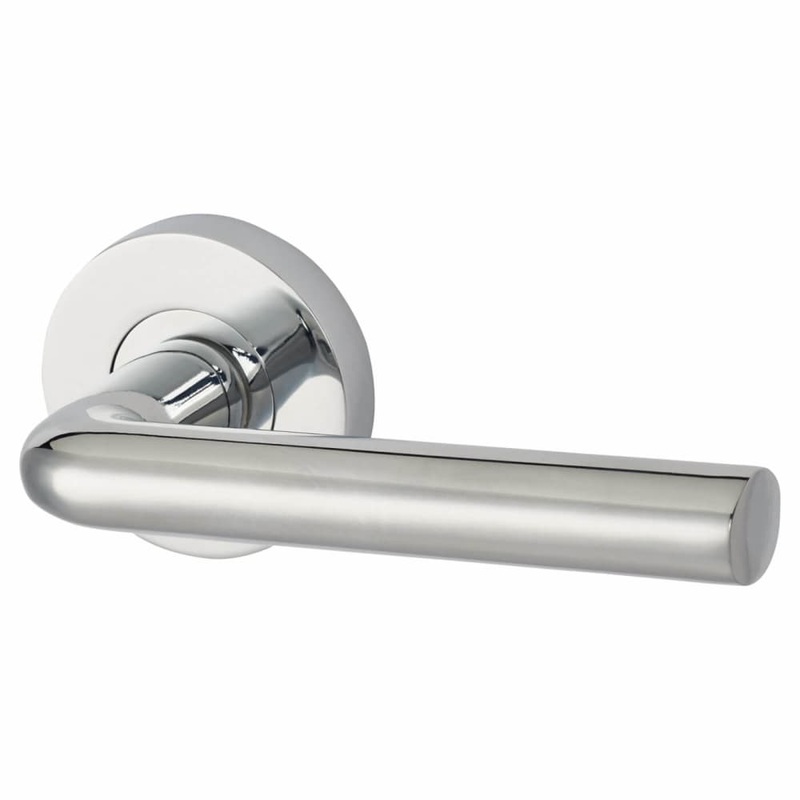Jigtech Riva Door Handle on Rose – Polished Chrome