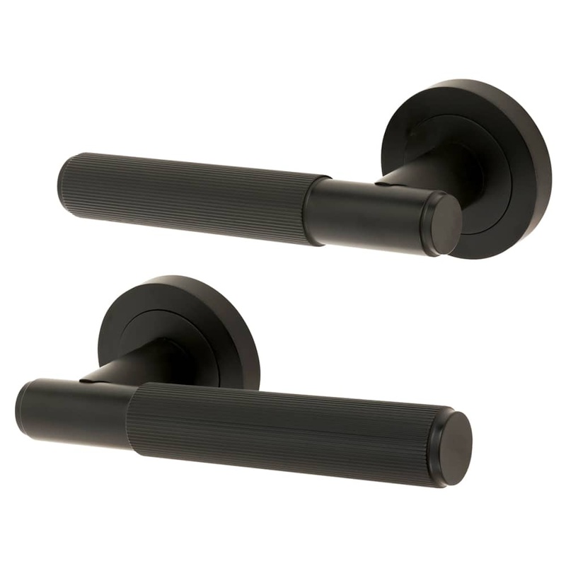 Altro Nova Lines Door Handle on Rose – Matt Black