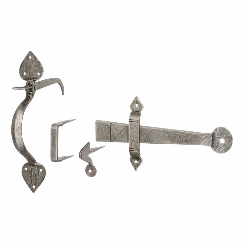 Olde Forge Gothic Thumb Latch Set – Pewter