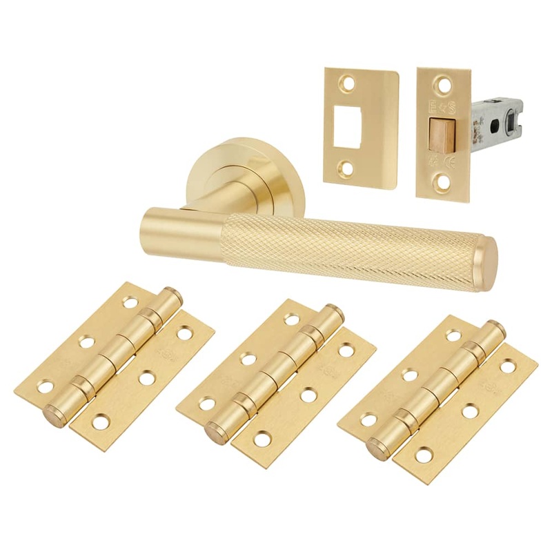 Serozzetta by Carlisle Brass Lagos Knurled Latch Door Handle on Rose Ultimate Kit – Satin Brass