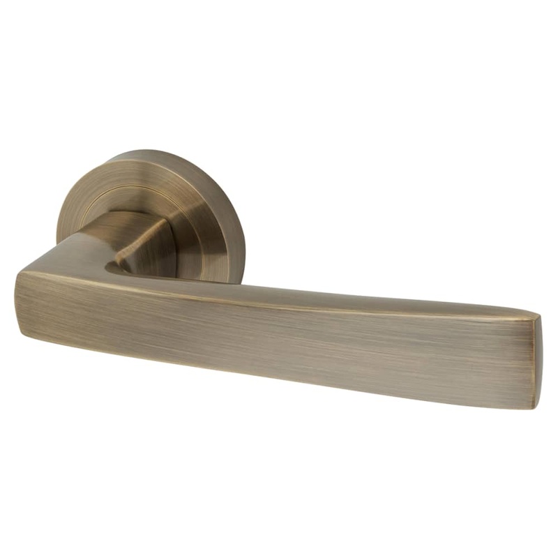 Altro Ivy Door Handle on Rose – Antique Brass