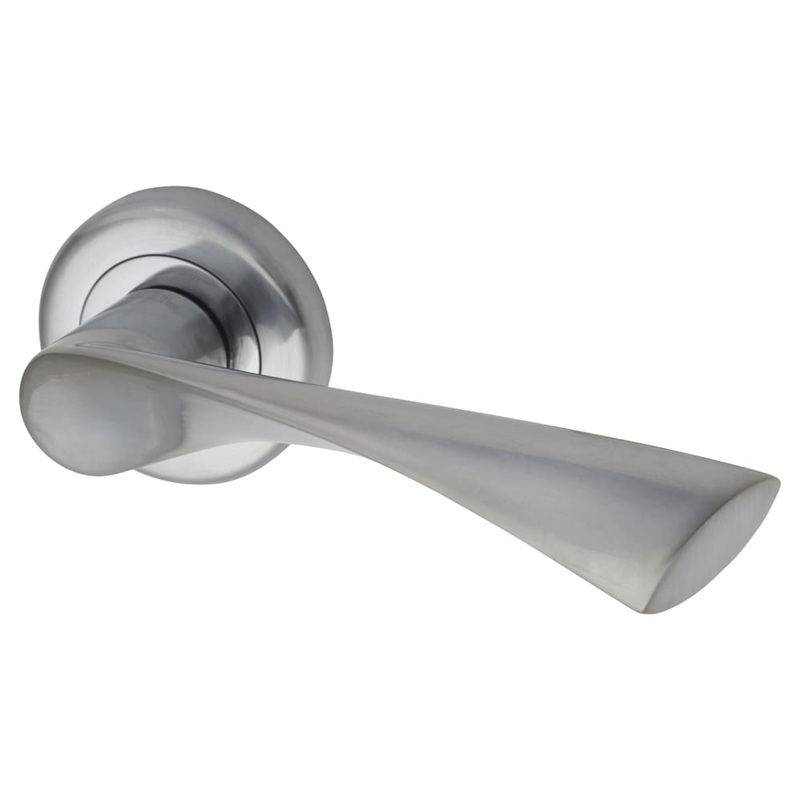 Altro Knightsbridge Door Handle on Rose – Satin/Polished Chrome