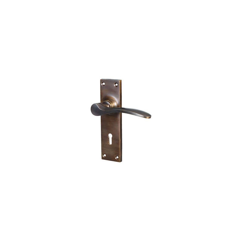 Hampstead Buckingham Lock Door Handle – Keyhole – 152 x 41mm – Soft Antique Bronze