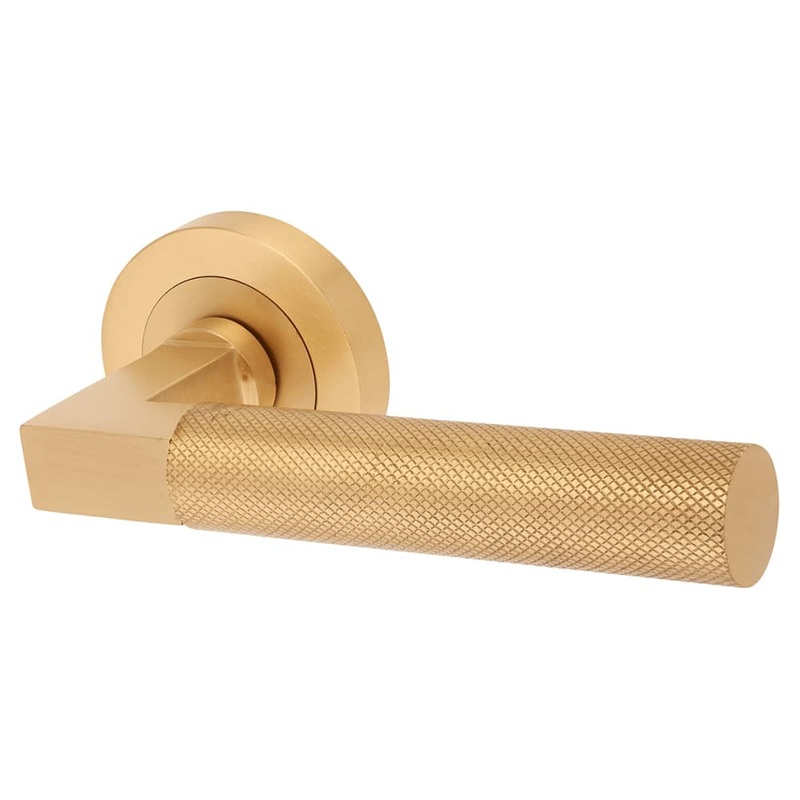 Hampstead Solid Brass Knurled Door Handle on Rose – Satin Brass