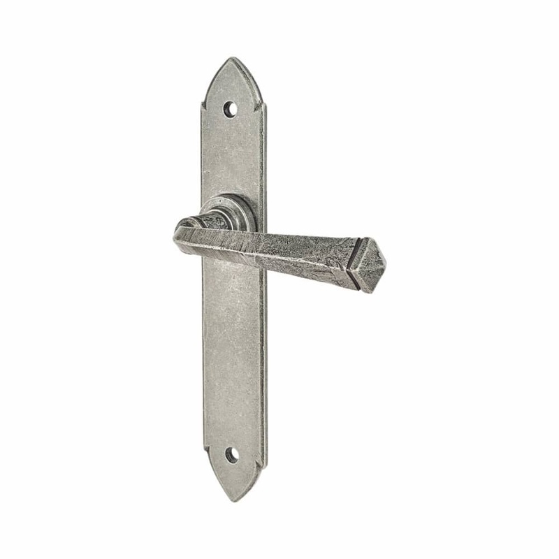 Olde Forge Gothic Latch Door Handle – 247 x 44mm – Pewter