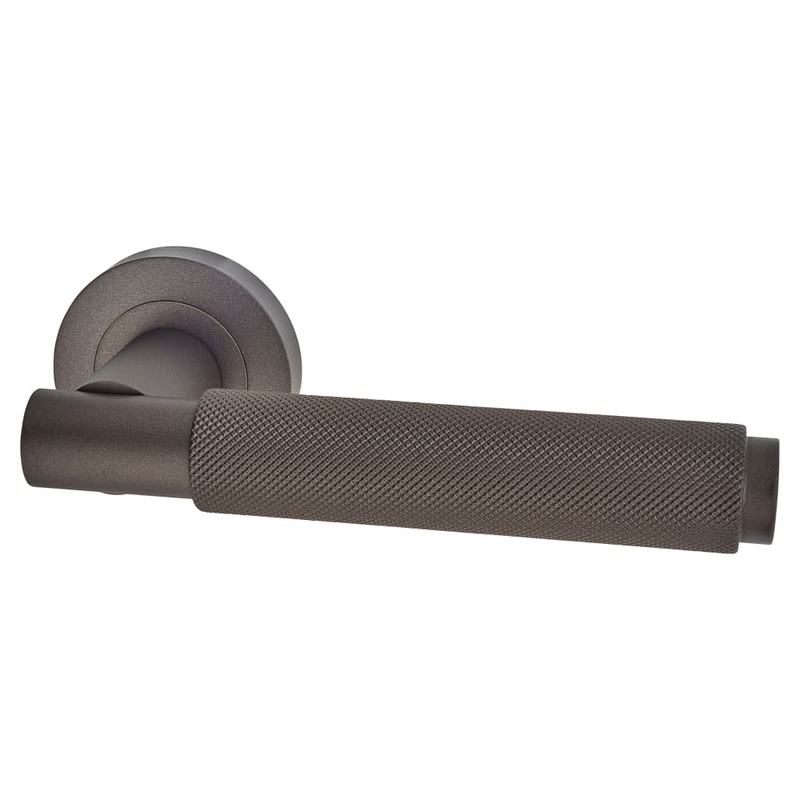 Serozzetta by Carlisle Brass Varese Knurled Door Handle on Rose – Matt Bronze