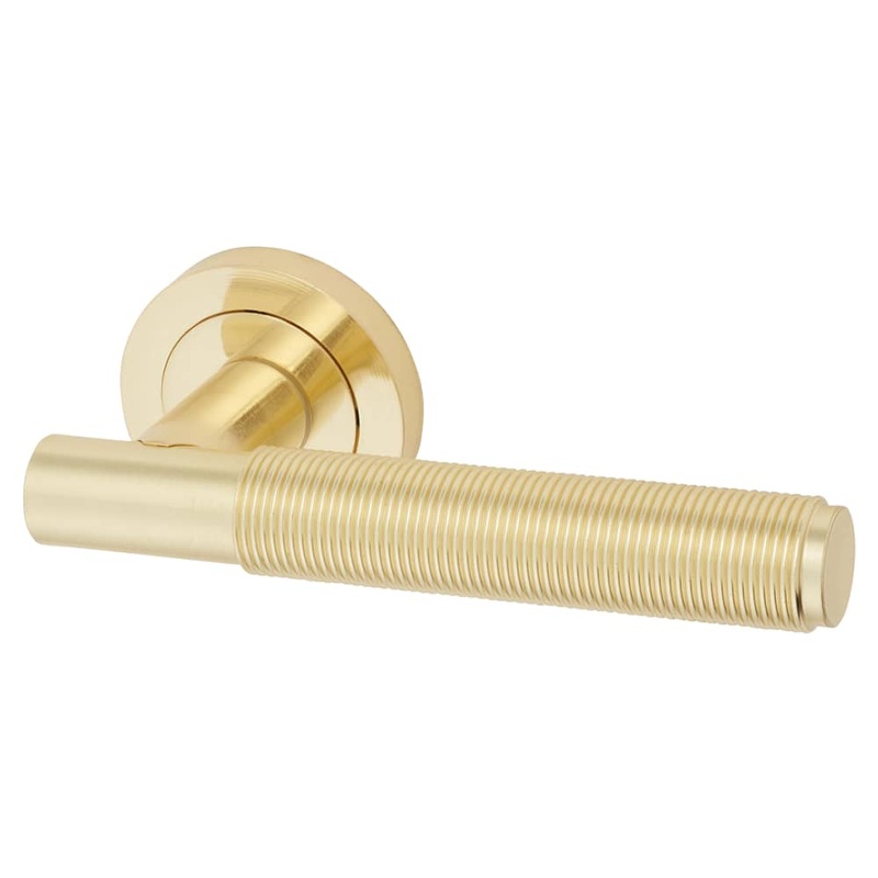 Altro Lily Reeded Door Handle on Rose – Satin Brass