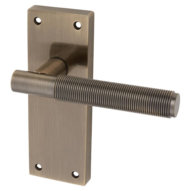 Altro Lily Reeded Latch Door Handle – 155 x 55mm – Antique Brass