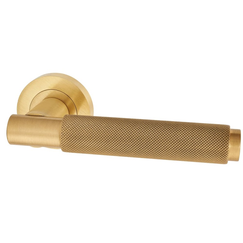 Serozzetta by Carlisle Brass Varese Knurled Door Handle on Rose – Satin Brass