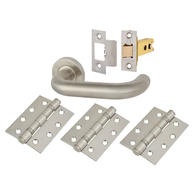 Altro 22mm Return to Door Latch Door Handle on Rose Kit – Satin Stainless Steel