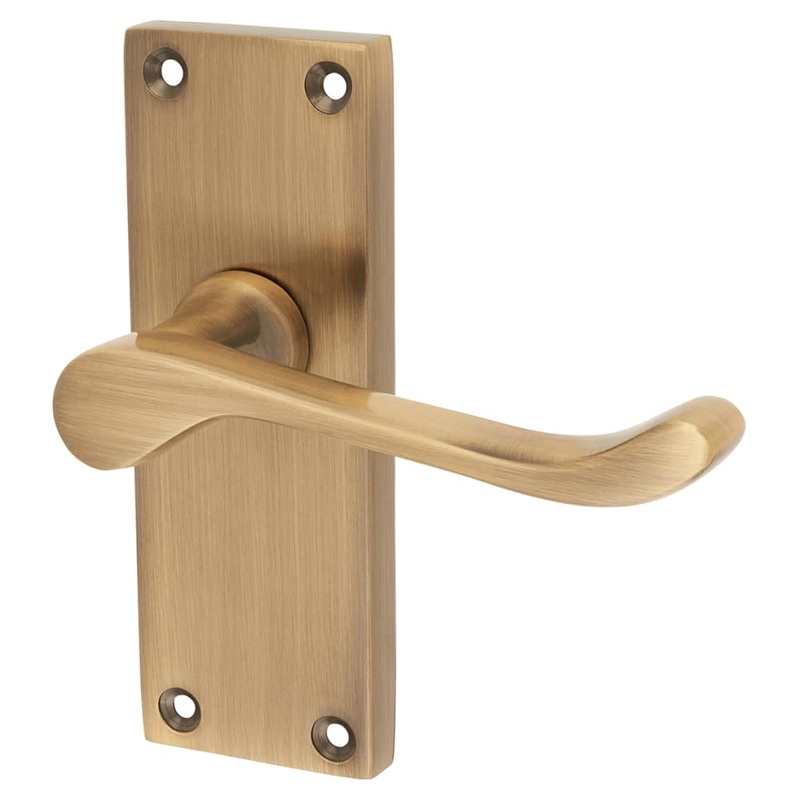 Touchpoint Victorian Scroll Latch Door Handle – Short Plate – 118 x 42mm – Antique Brass