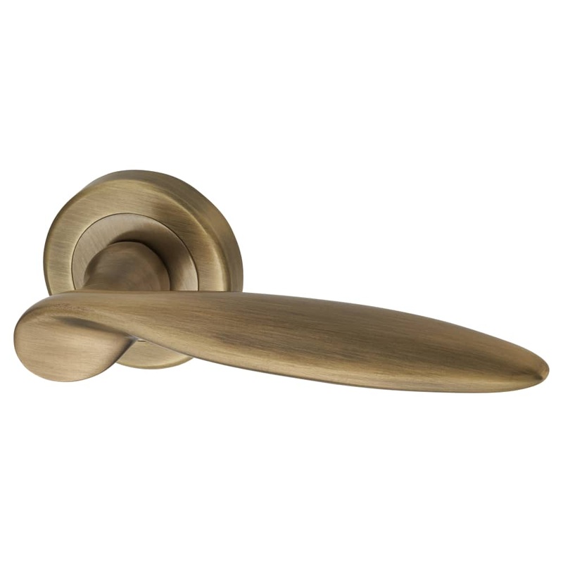Altro Lancaster Door Handle on Rose – Antique Brass