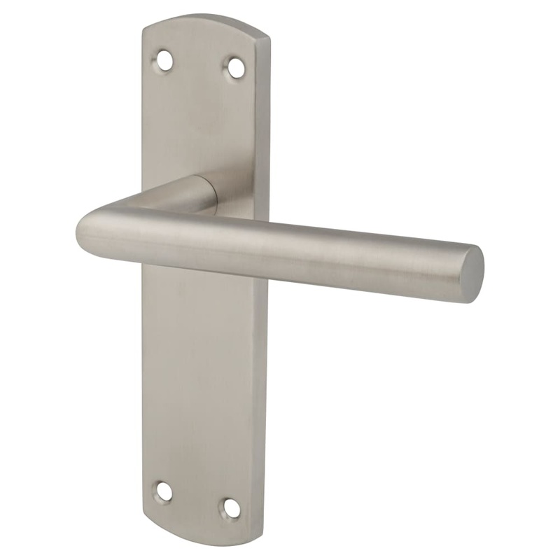Altro Mitred Latch Door Handle – 172 x 44mm – Satin Stainless Steel