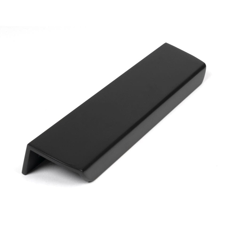 From The Anvil – Matt Black 200mm Moore Edge Pull