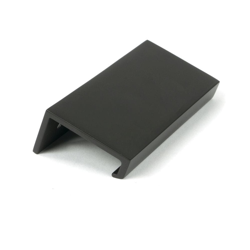 From The Anvil – Aged Bronze 100mm Plain Edge Pull