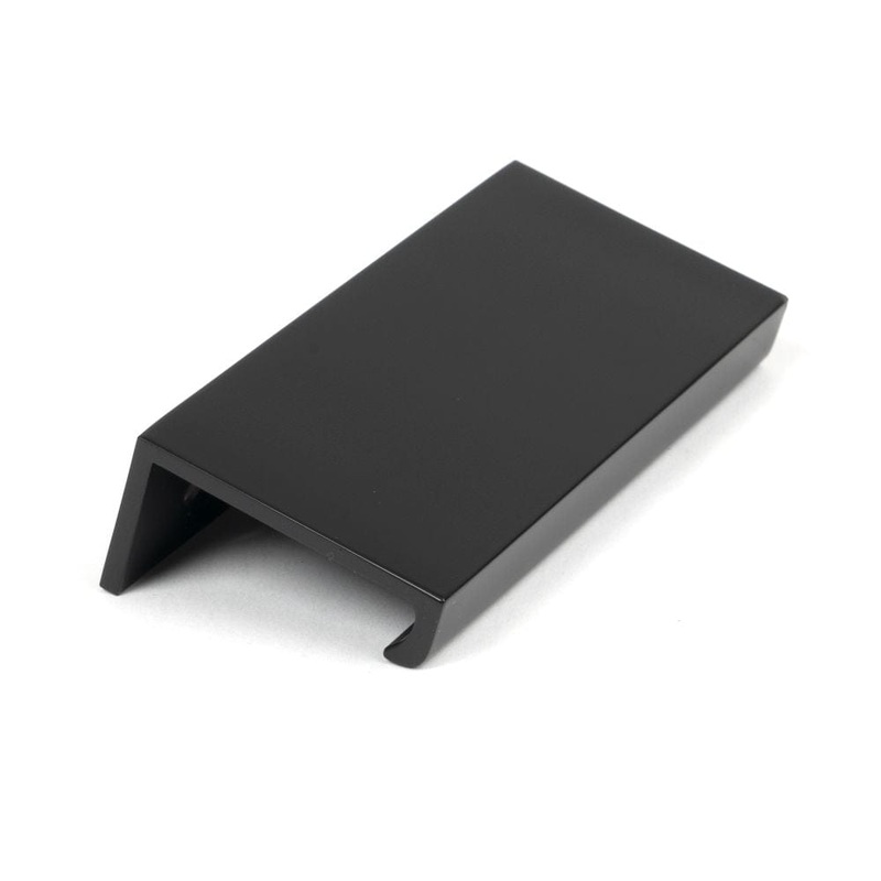 From The Anvil – Matt Black 100mm Plain Edge Pull