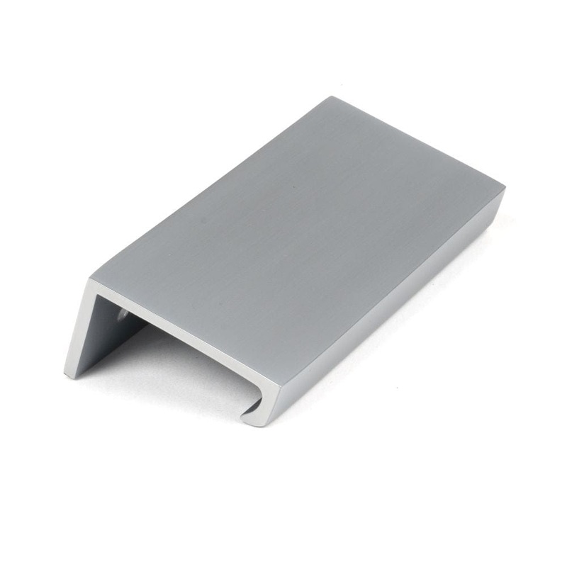 From The Anvil – Satin Chrome 100mm Plain Edge Pull